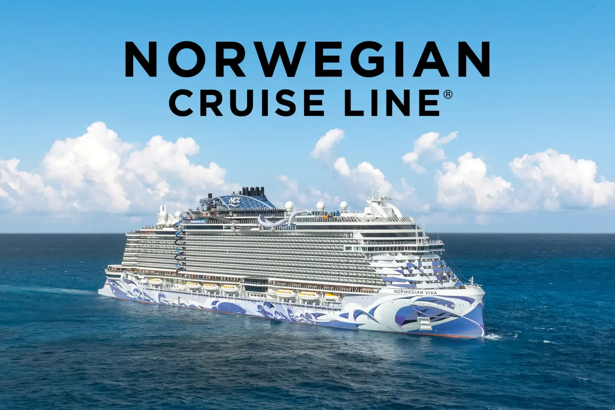 Norwegian Cruise Line Schiff mitten auf dem Meer mit Logo